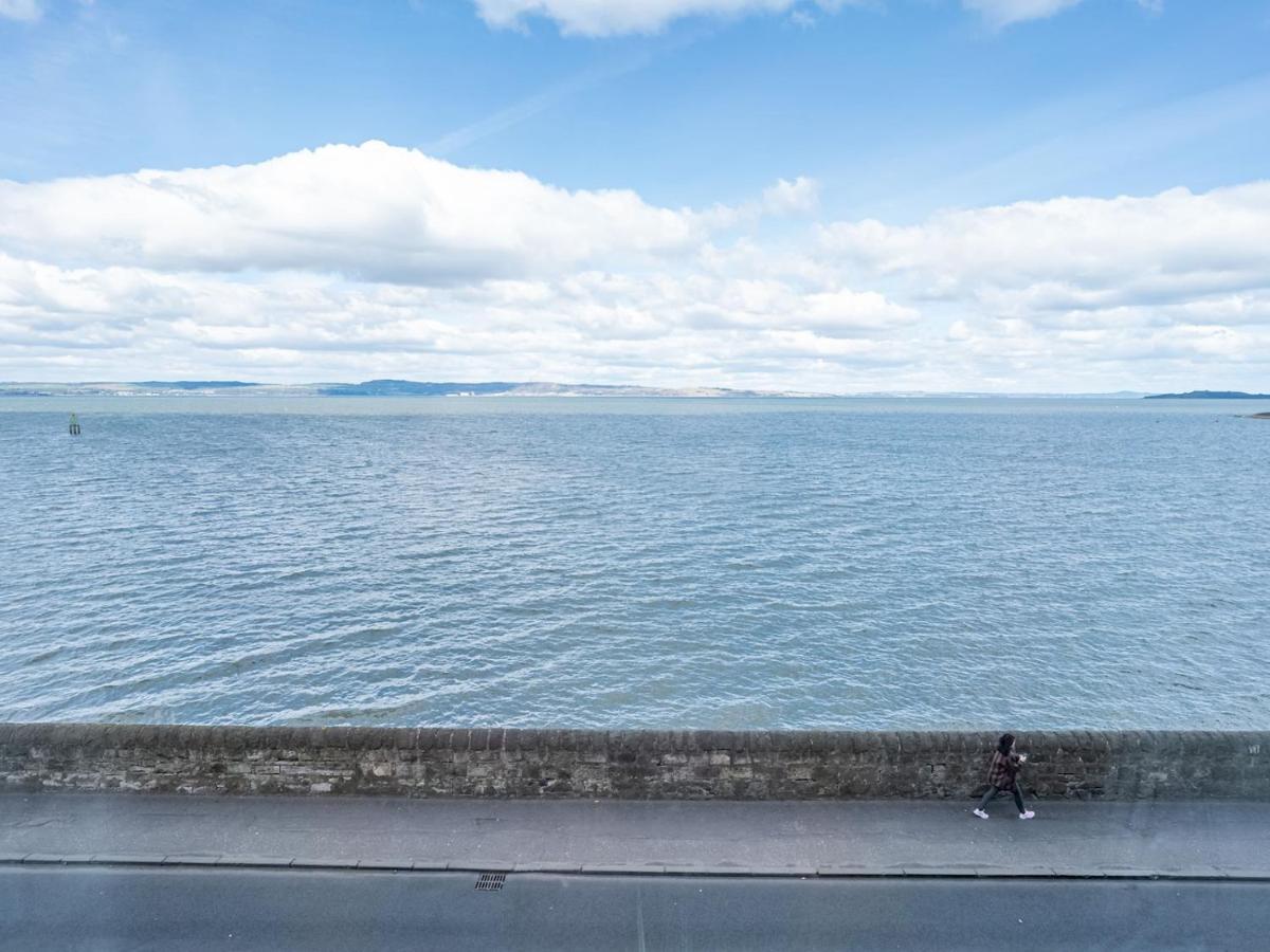 Pass The Keys Stunning Flat With Sea View And Parking Apartment Edinburgh Luaran gambar
